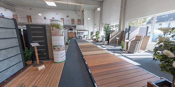 Ein Ausschnitt aus der Terrassen-Ausstellung im HolzLand Brinkmann Laden.